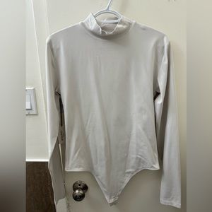 Babaton Contour Mockneck Longsleeve Bodysuit